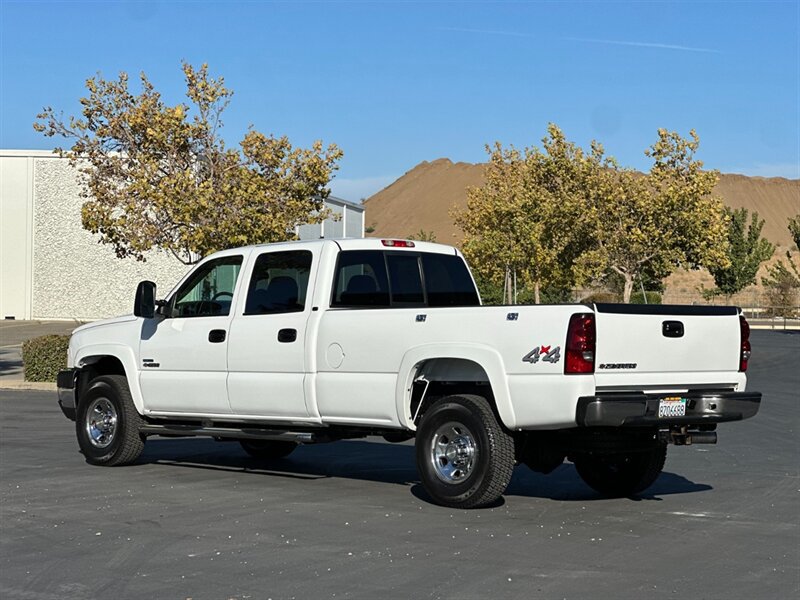 Used 2007 Chevrolet Silverado 3500 LT w/ Heavy-Duty Power Package AWD/4WD image 3