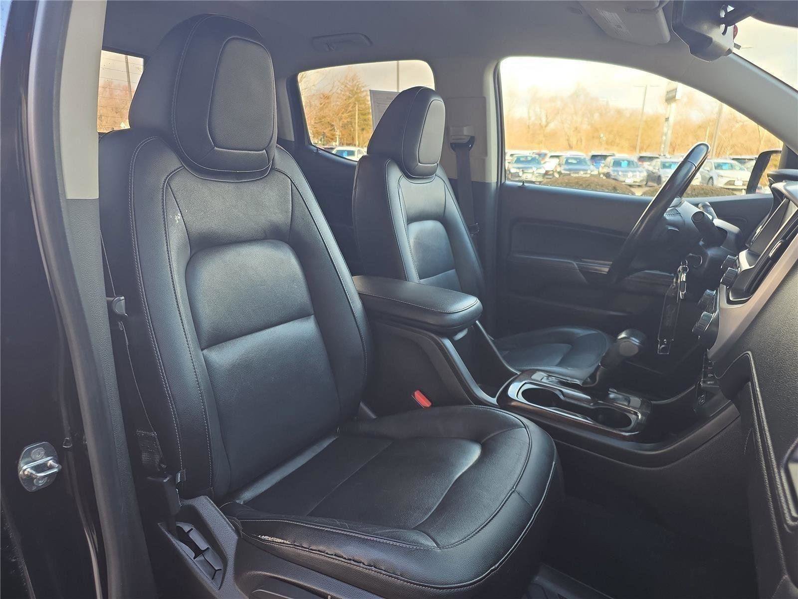 Used 2018 GMC Canyon SLT w/ Driver Alert Package AWD/4WD image 30