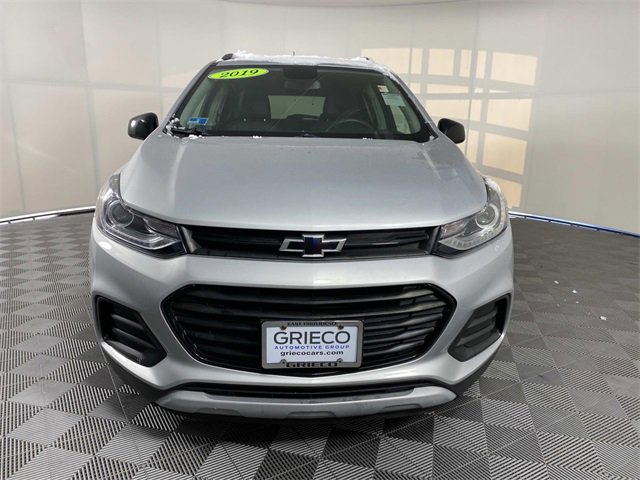 Used 2019 Chevrolet Trax LT w/ Redline Edition image 3