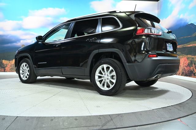 Used 2019 Jeep Cherokee Latitude w/ Cold Weather Group image 5