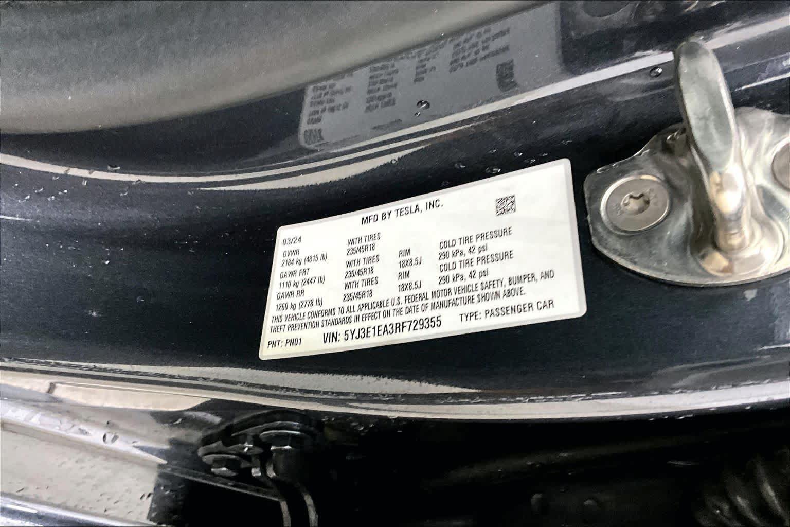 Used 2024 Tesla Model 3 Standard Range RWD image 33
