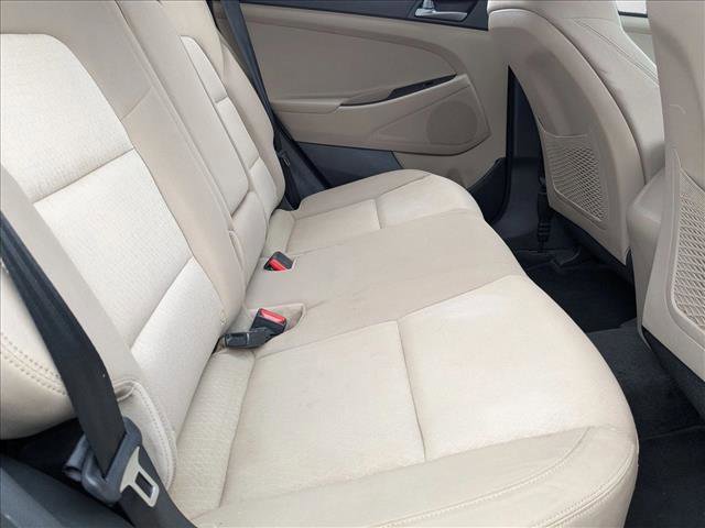 Used 2016 Hyundai Tucson Sport image 18