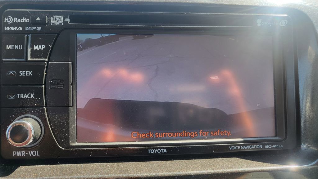 Used 2013 Toyota Tundra 4x4 Double Cab w/ SR5 Pkg image 35