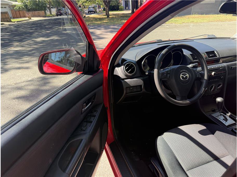 Used 2008 MAZDA MAZDA3 i Touring FWD image 10