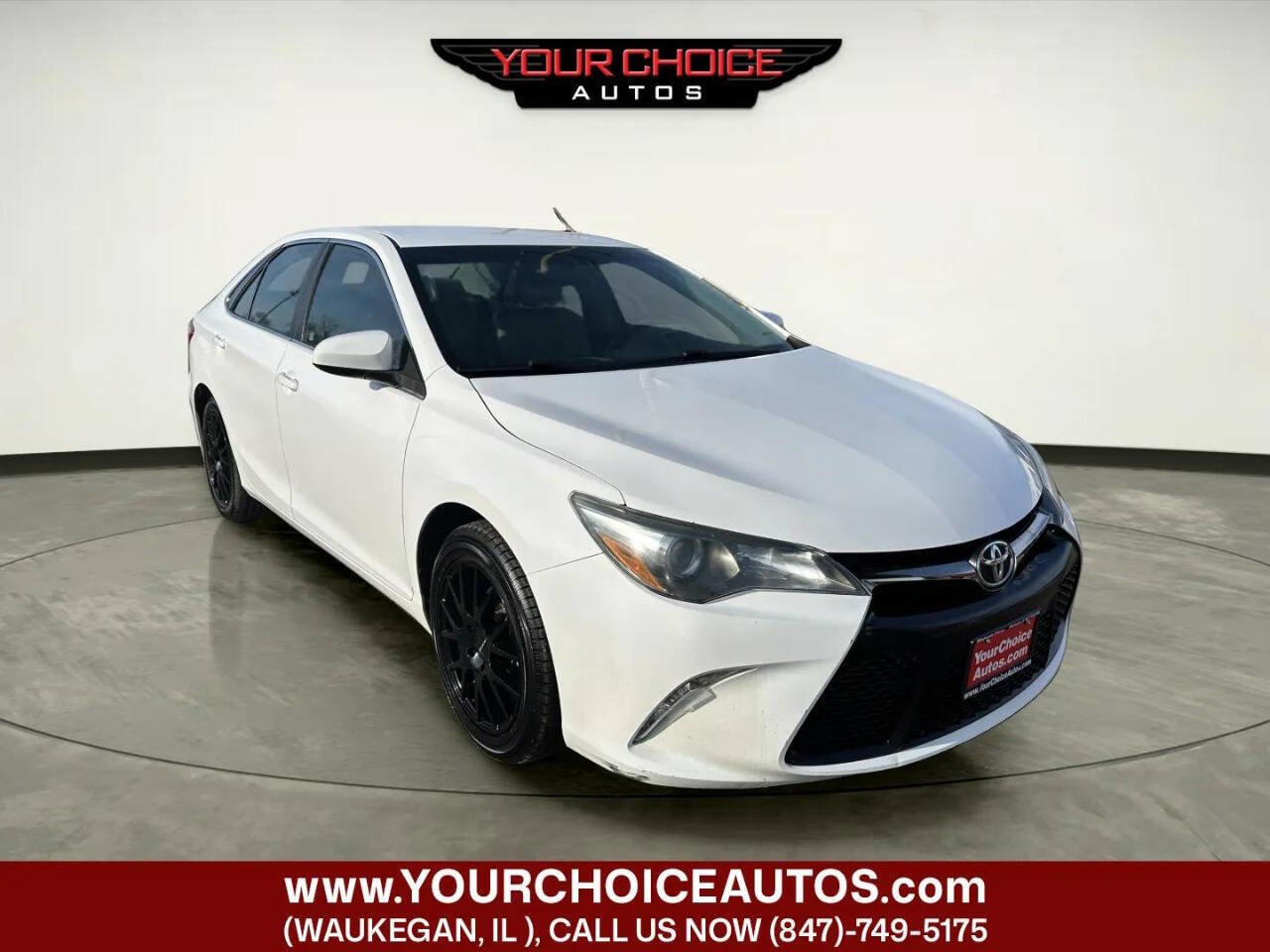 Used 2015 Toyota Camry SE FWD image 7