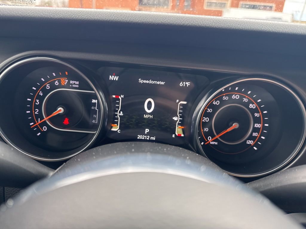 Used 2023 Jeep Gladiator Rubicon w/ Cold Weather Group image 21