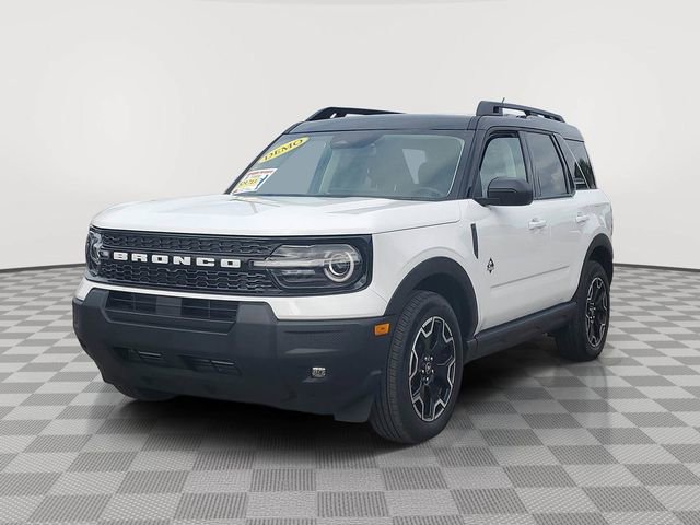 New 2025 Ford Bronco Sport Outer Banks image 2