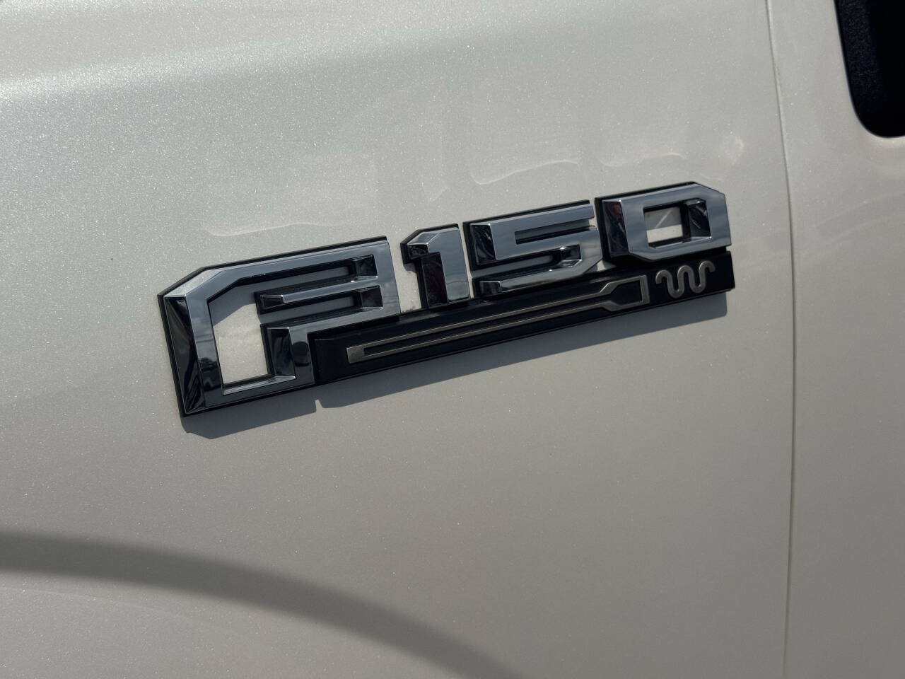 Used 2016 Ford F150 King Ranch w/ Equipment Group 601A Luxury AWD/4WD image 14