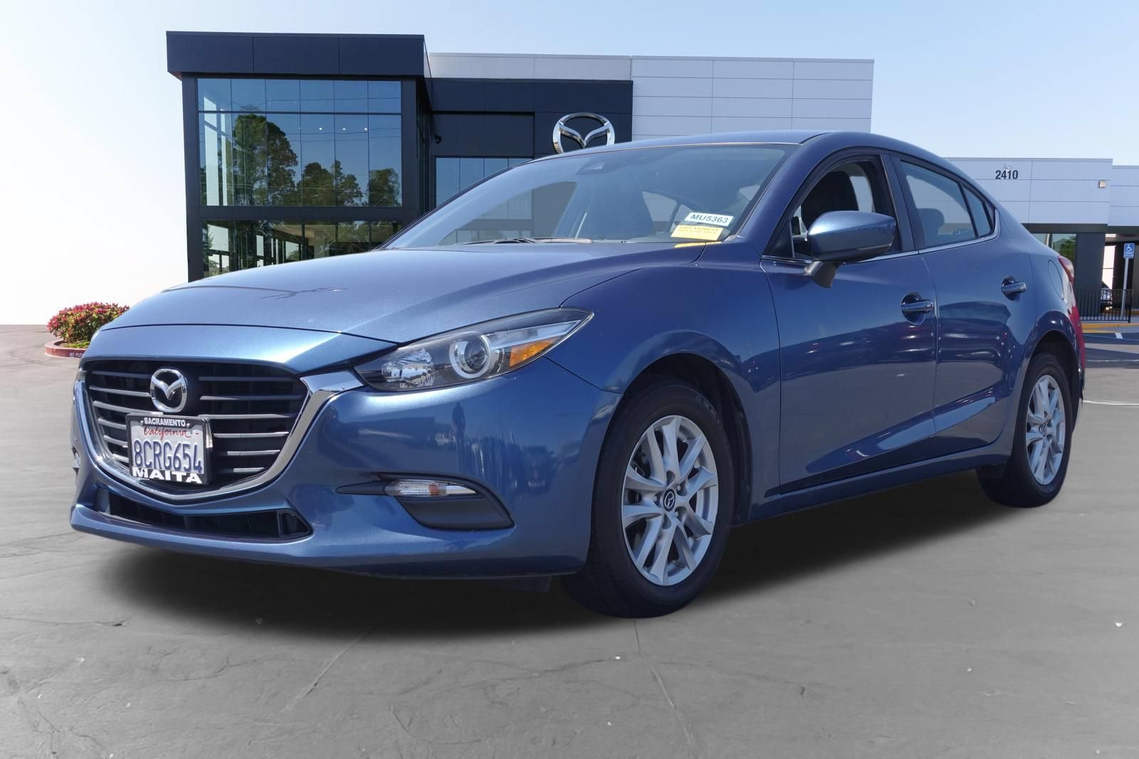 Used 2018 MAZDA MAZDA3 Sport w/ Preferred Equipment Package FWD image 7