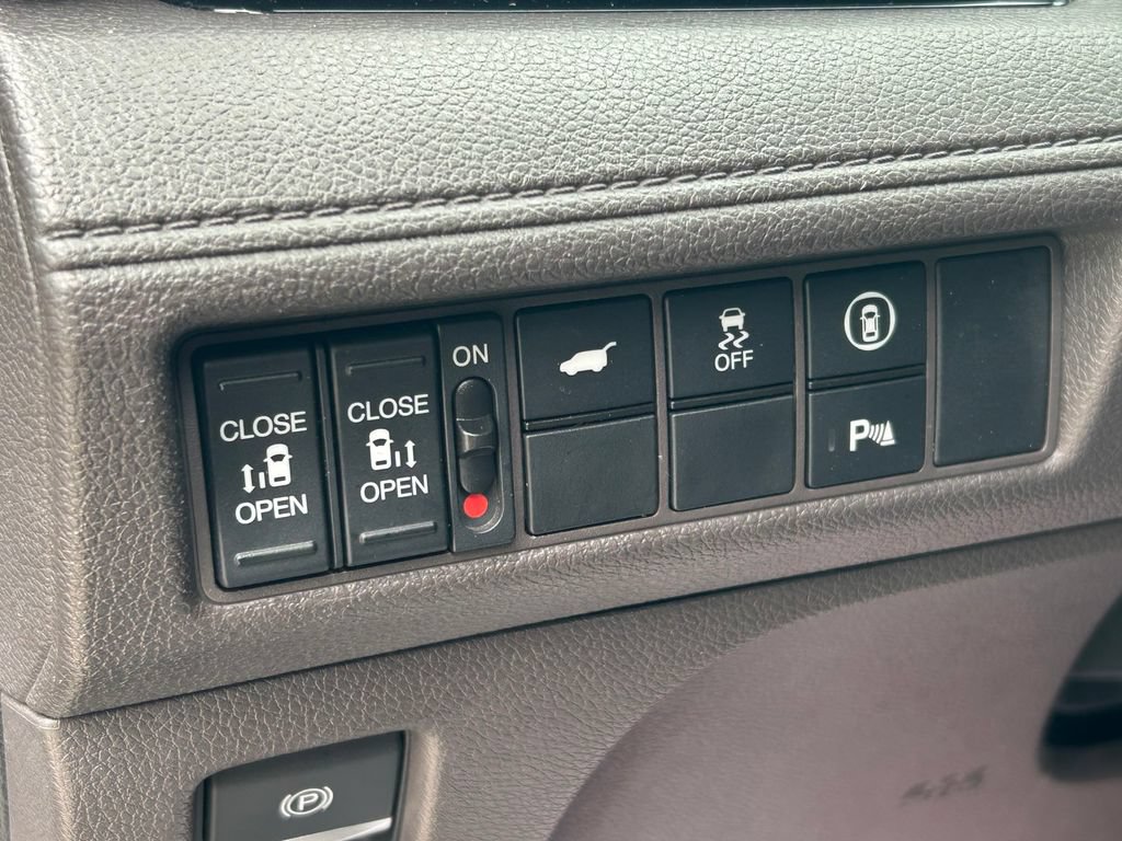 Used 2023 Honda Odyssey Touring image 28