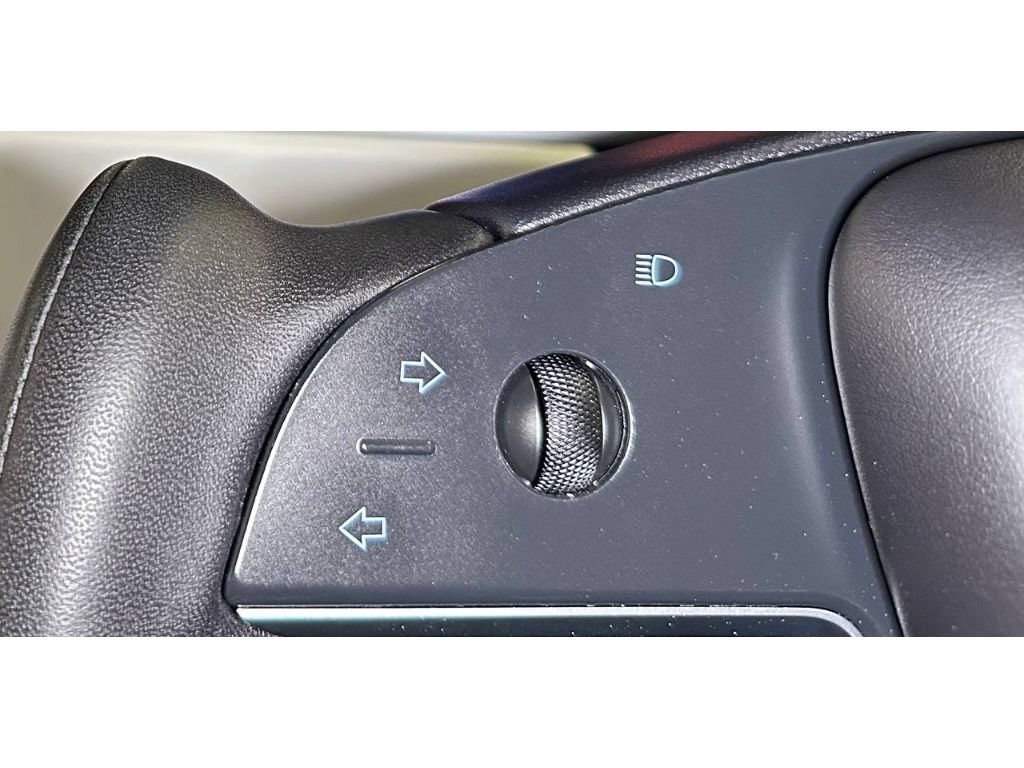 Used 2024 Tesla Model S AWD/4WD image 22