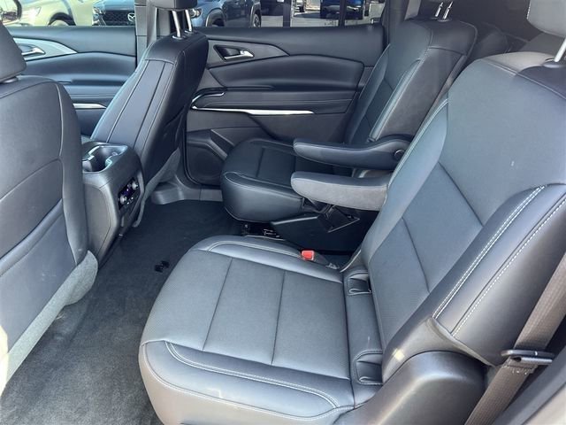 Certified 2026 Chevrolet Traverse LT w/ Driver Confidence Package AWD/4WD image 37
