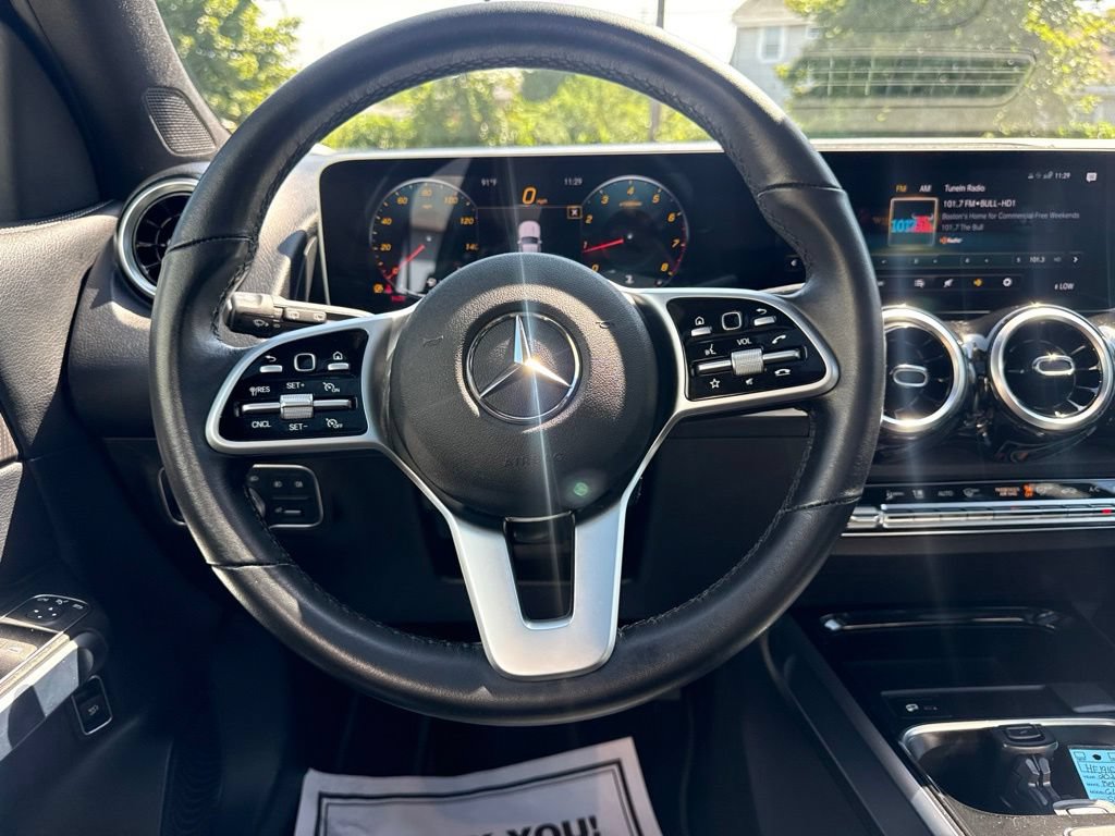 Used 2021 Mercedes-Benz GLB 250 4MATIC image 25