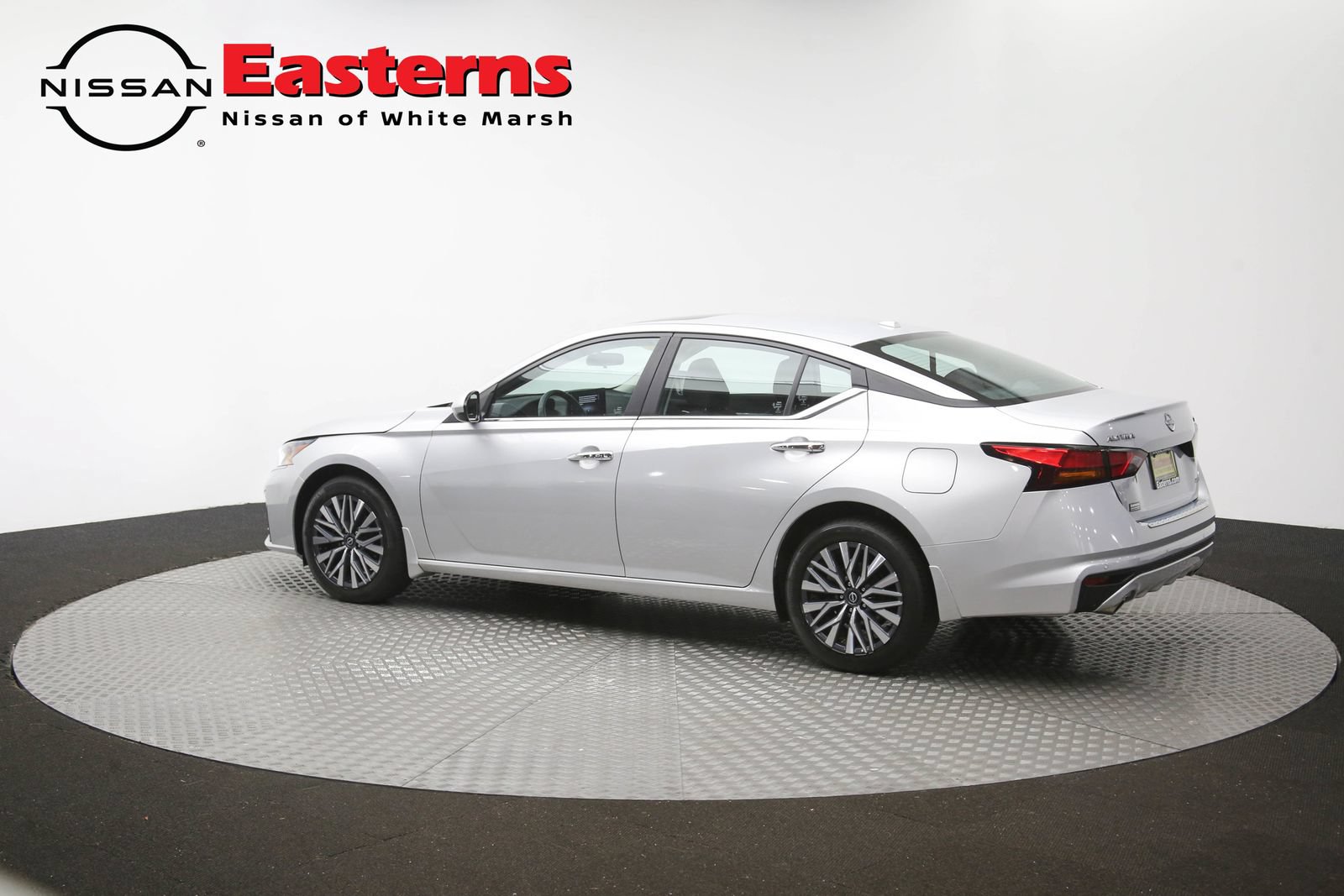Used 2023 Nissan Altima 2.5 SV w/ SV Premium Package AWD/4WD image 62