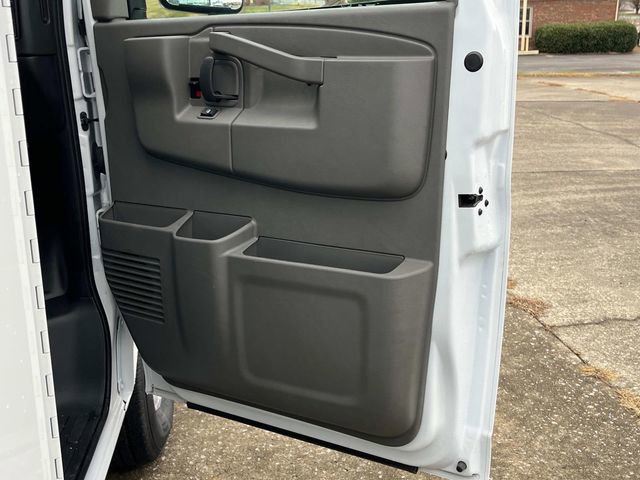 New 2025 Chevrolet Express 3500 w/ Power Convenience Package image 20
