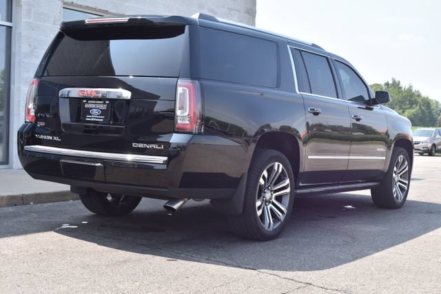 Used 2020 GMC Yukon XL Denali w/ Denali Ultimate Package AWD/4WD image 18
