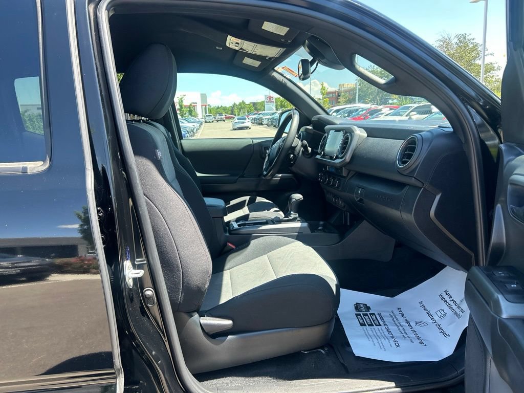 Used 2023 Toyota Tacoma TRD Sport AWD/4WD image 12