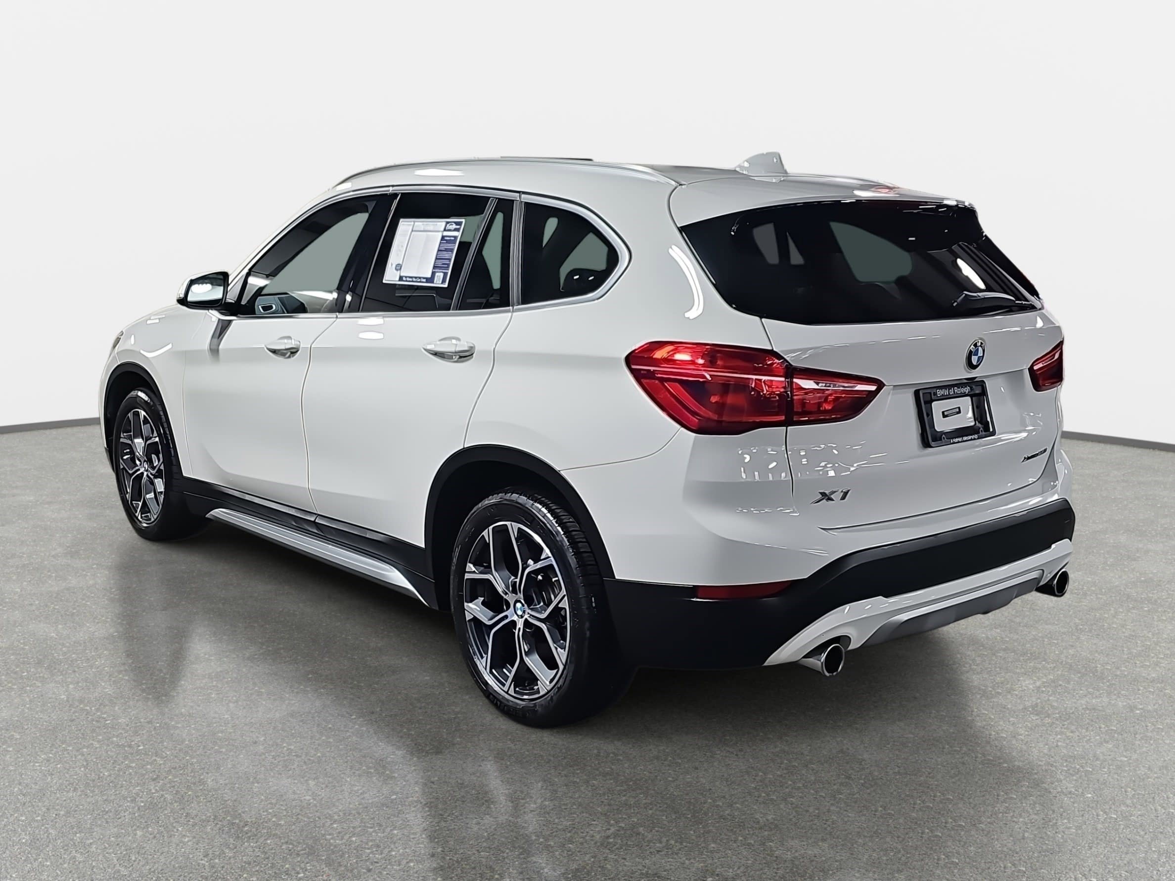 Used 2021 BMW X1 xDrive28i w/ Convenience Package image 7