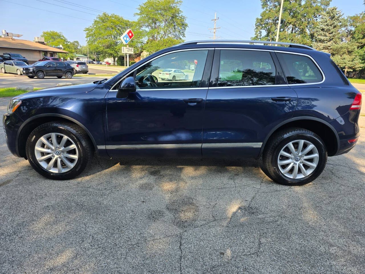 Used 2012 Volkswagen Touareg VR6 AWD/4WD image 5
