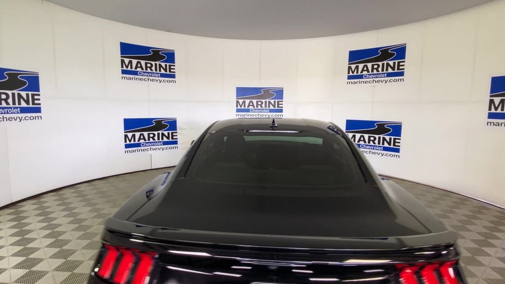Used 2025 Ford Mustang GT RWD image 9