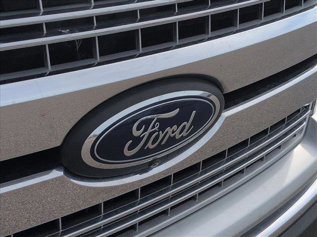 Used 2018 Ford F150 Lariat w/ Equipment Group 502A Luxury image 10