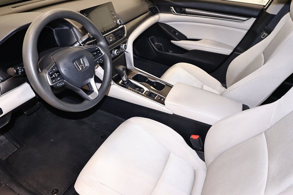 Used 2019 Honda Accord LX image 32