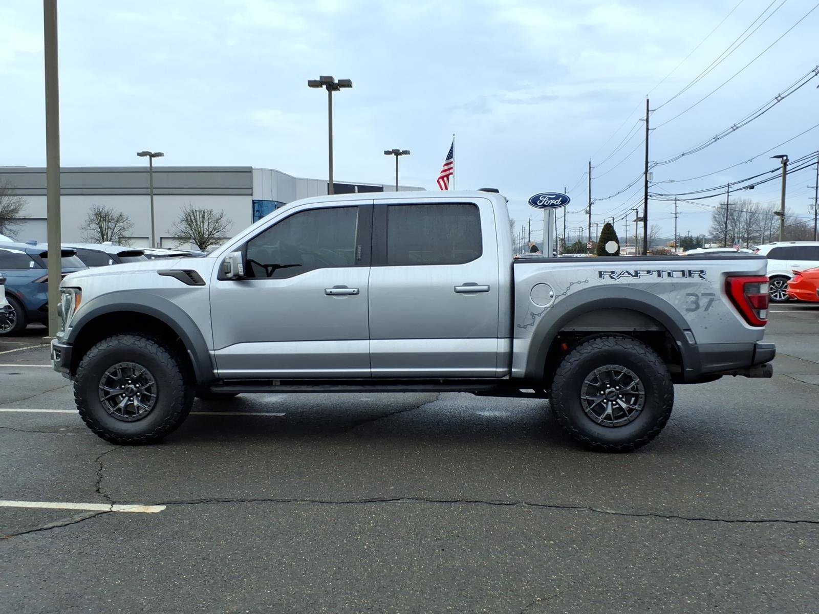 Certified 2021 Ford F150 Raptor w/ Raptor 37 Performance Package image 4