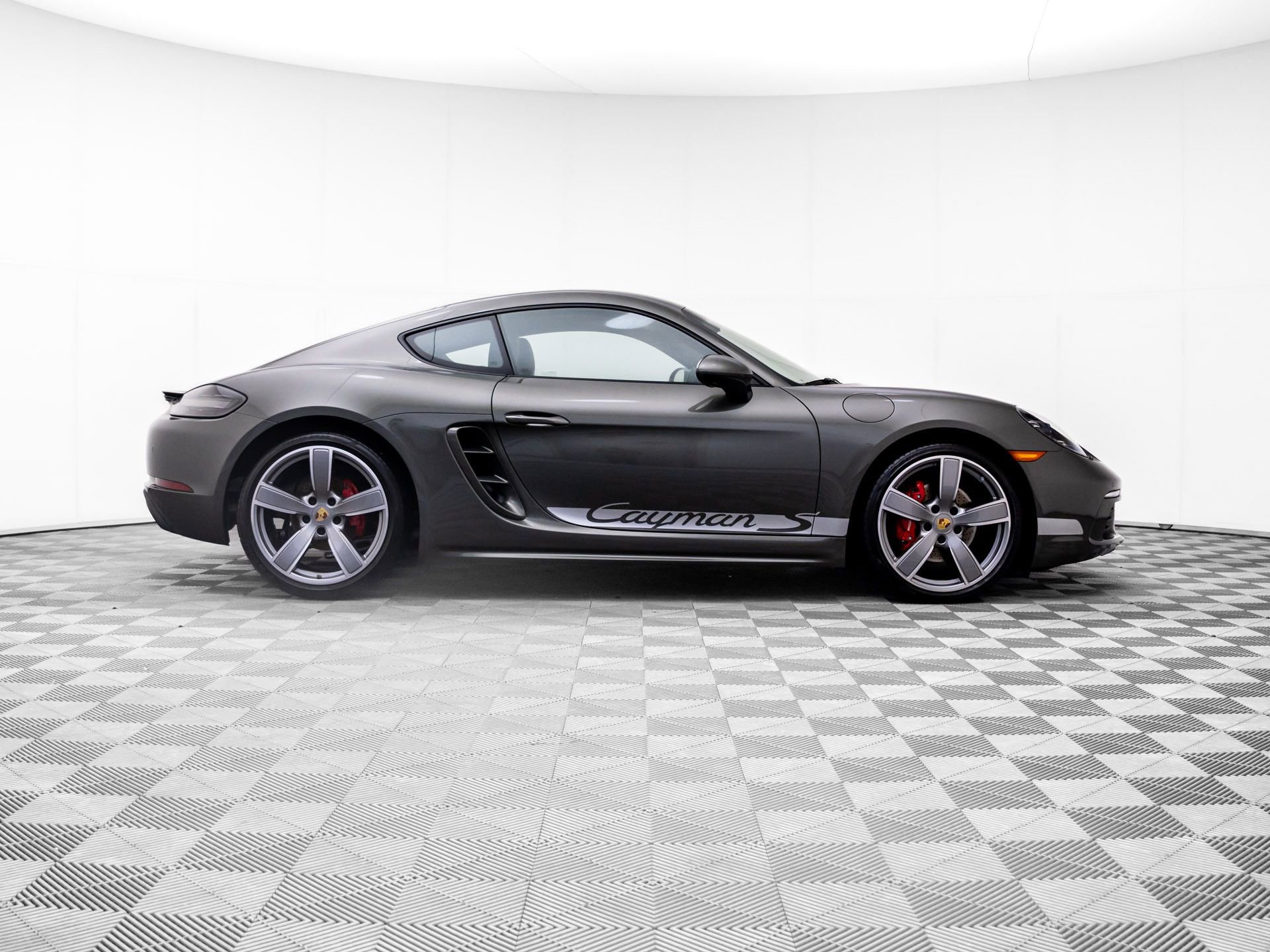 Certified 2025 Porsche 718 Cayman S image 7