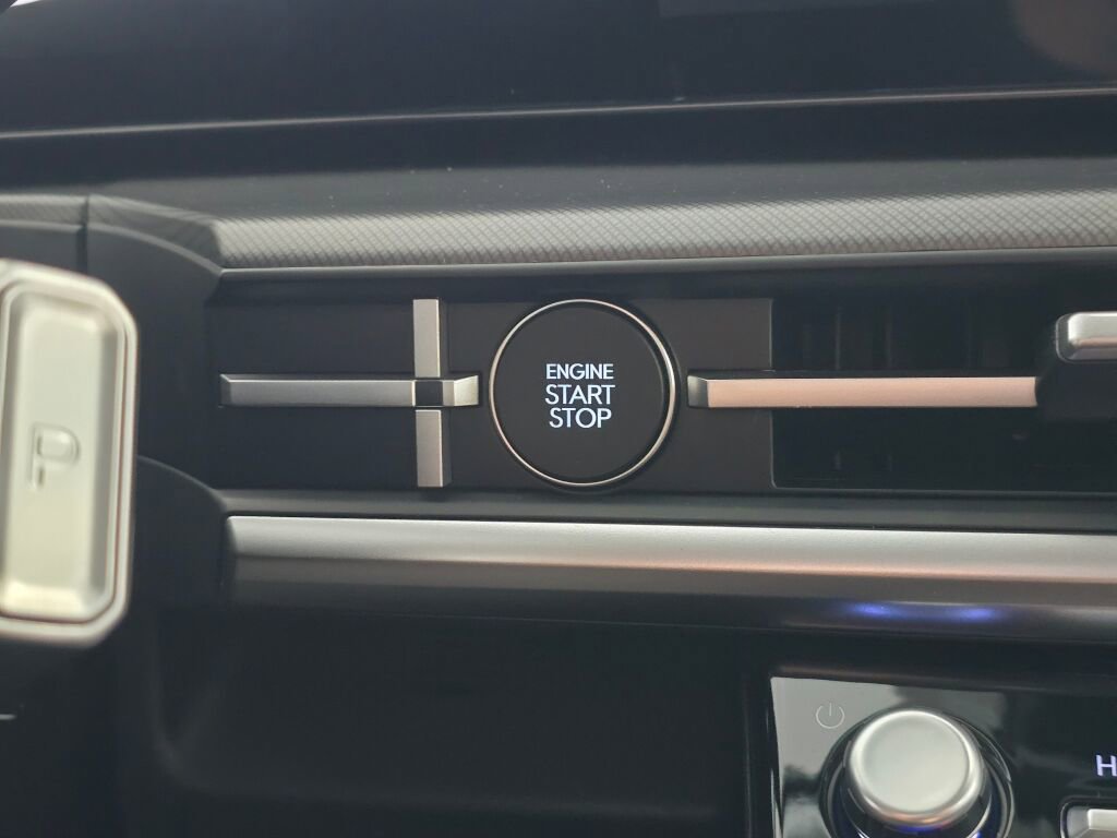 New 2026 Hyundai Santa Fe SE image 30