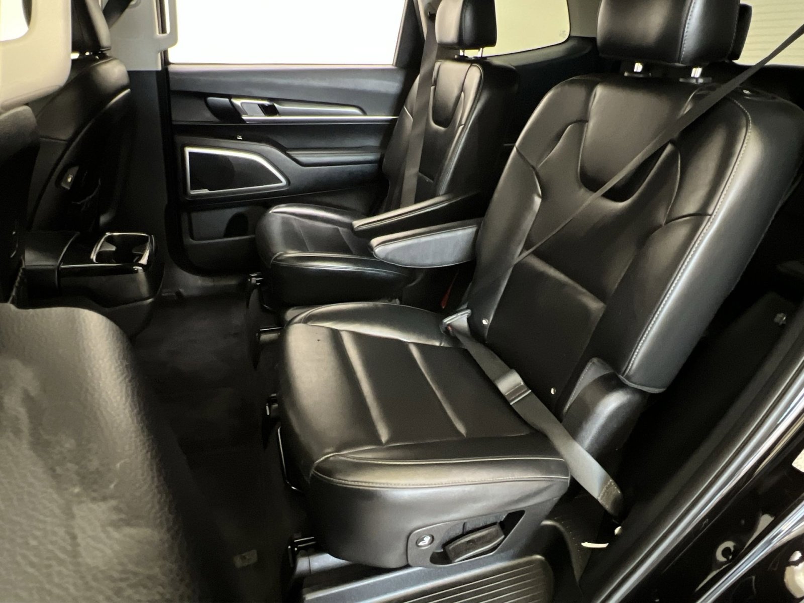 Used 2021 Kia Telluride S image 23