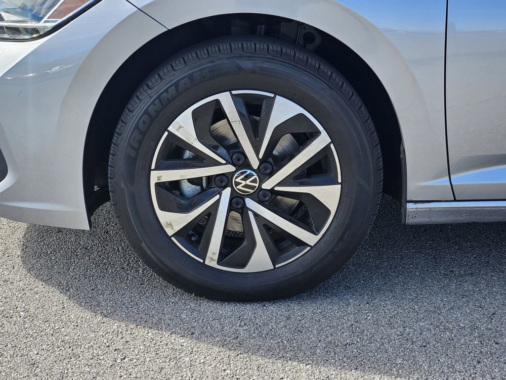 Used 2024 Volkswagen Jetta S image 8