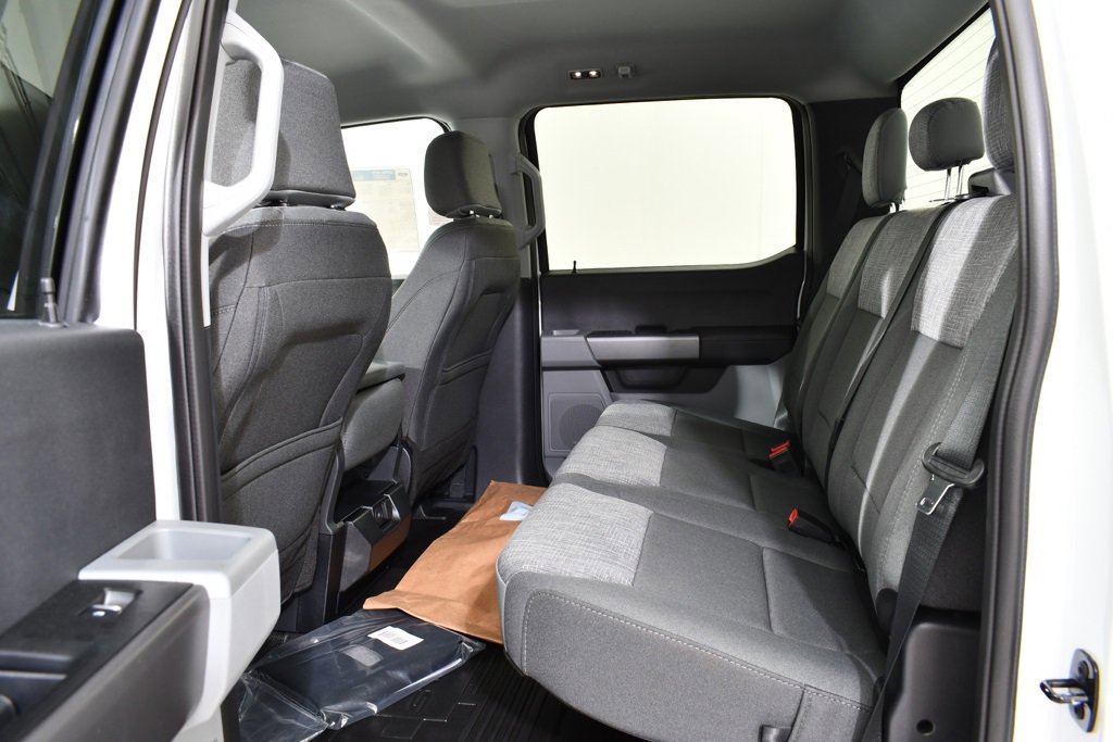 New 2026 Ford F550 4x4 Crew Cab w/ XLT Value Package image 16