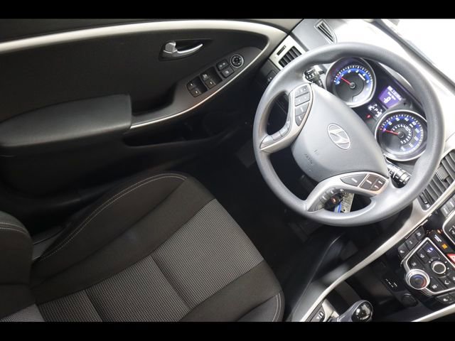 Used 2015 Hyundai Elantra GT FWD image 20