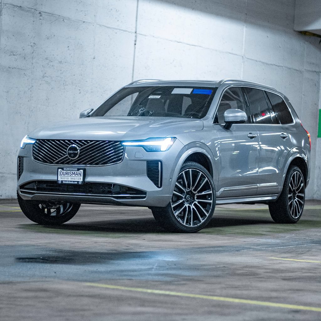 New 2026 Volvo XC90 B6 Plus w/ Protection Package Premier