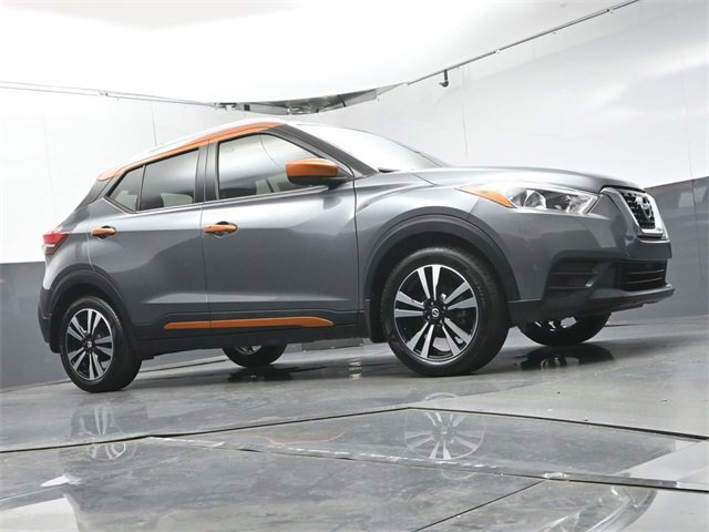 Used 2019 Nissan Kicks SV image 40