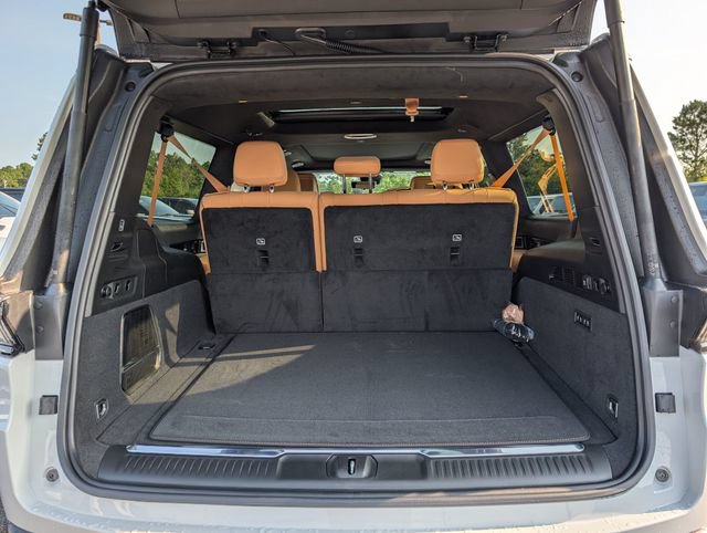 New 2026 Jeep Grand Wagoneer L Summit AWD/4WD image 30