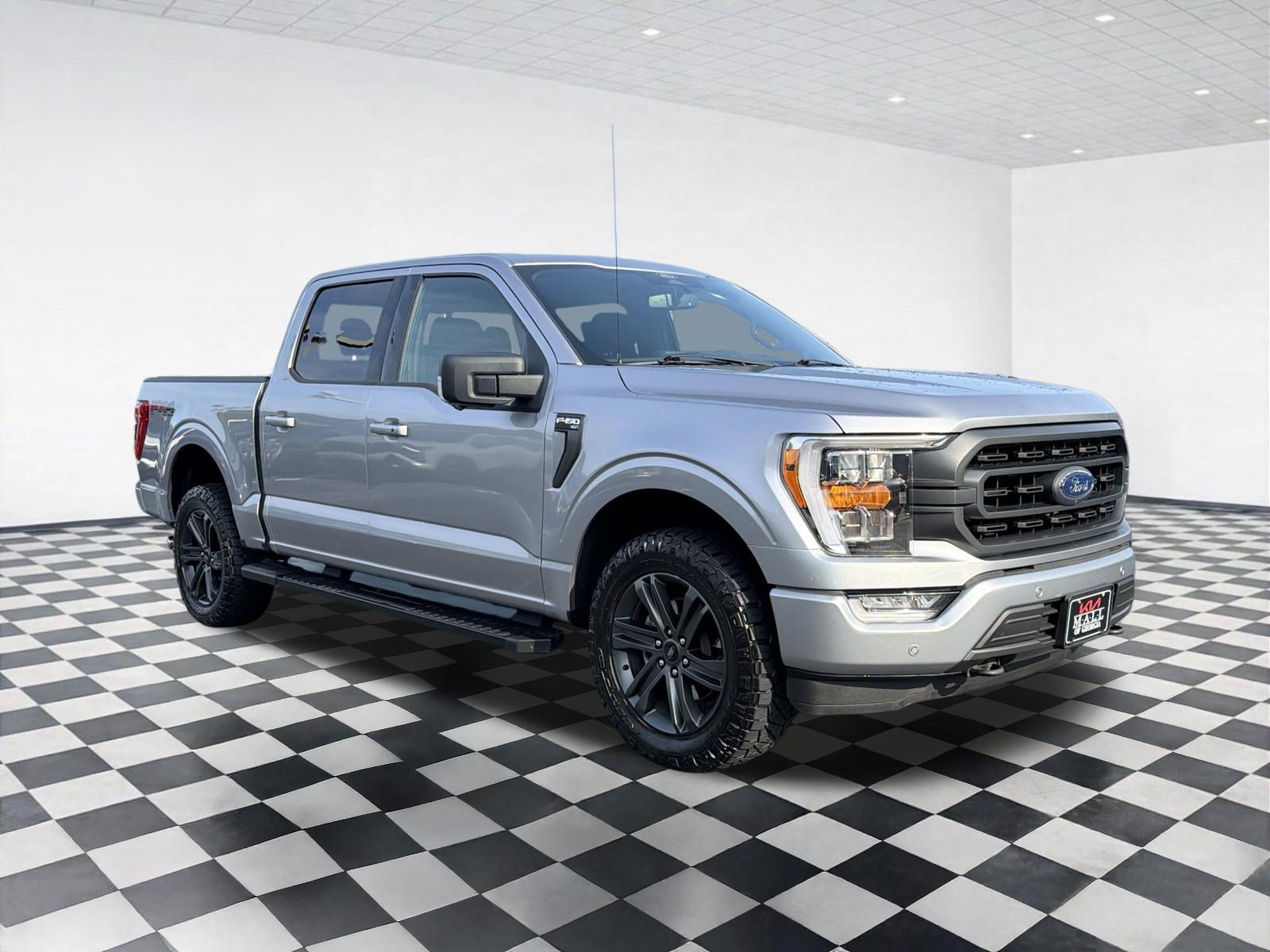Used 2021 Ford F150 XLT w/ Equipment Group 302A High AWD/4WD image 8