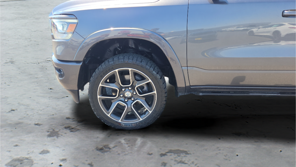 Used 2019 RAM 1500 Laramie w/ Sport Appearance Package AWD/4WD image 22