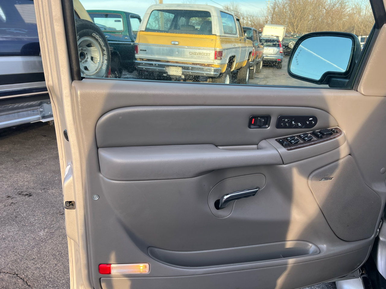 Used 2006 GMC Yukon XL Denali image 8