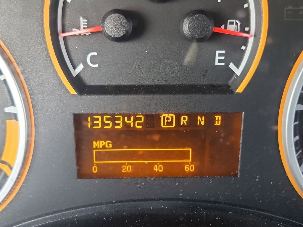 Used 2012 Nissan Titan SV image 25