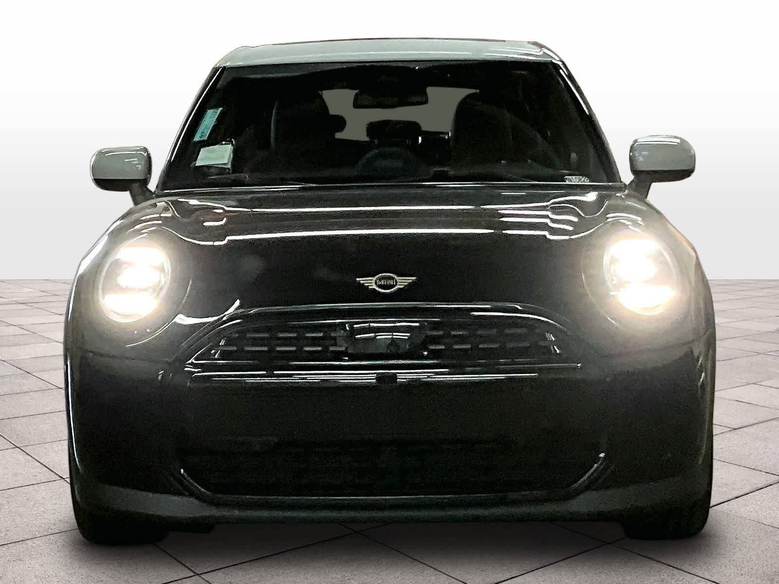 Used 2026 MINI Cooper 4-Door Hardtop FWD image 3