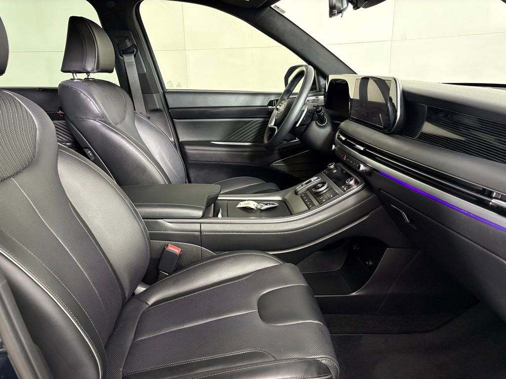 Used 2025 Hyundai Palisade Calligraphy image 13