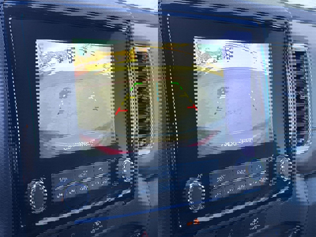 Used 2023 Nissan Frontier SV w/ SV Convenience Package image 18