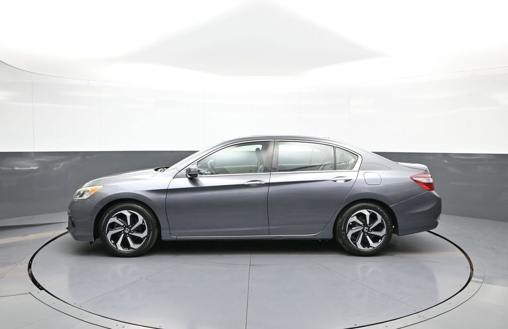 Certified 2017 Honda Accord EX-L image 9