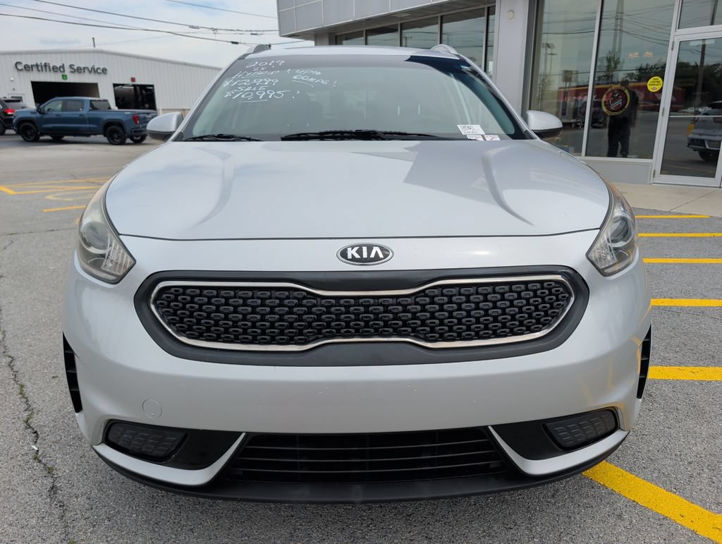 Used 2019 Kia Niro LX FWD image 2