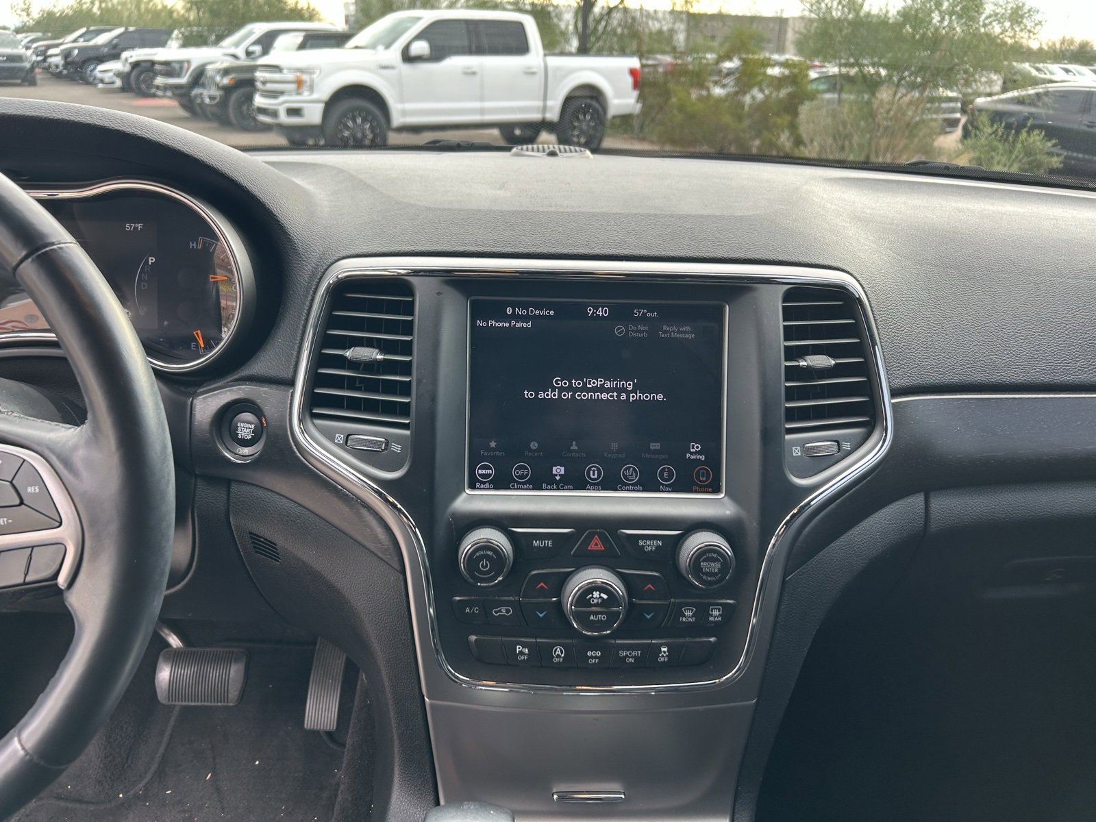 Used 2018 Jeep Grand Cherokee Altitude image 22