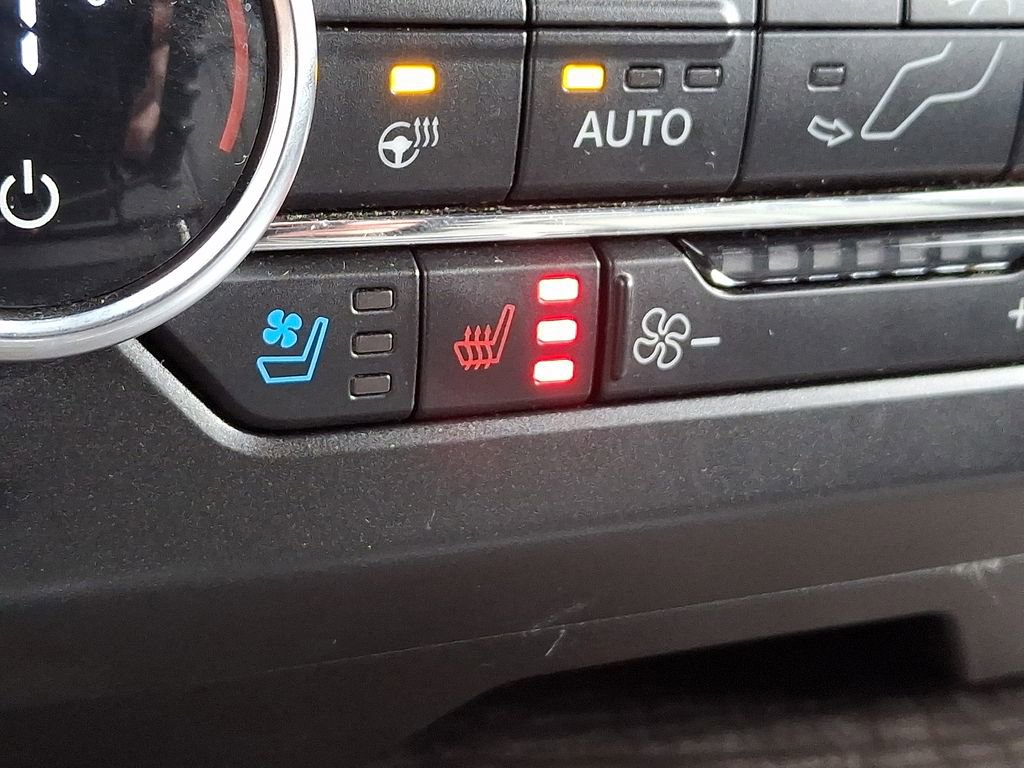 Used 2021 Ford Expedition Limited image 26