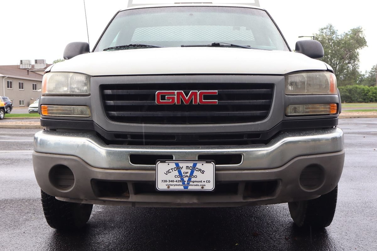 Used 2006 GMC Sierra 2500 W/T RWD image 13