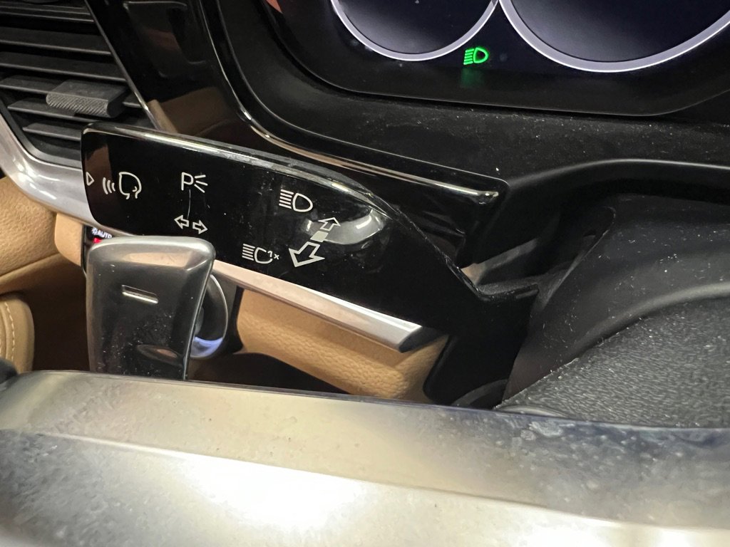 Used 2018 Porsche Panamera 4 w/ Premium Package Plus image 20