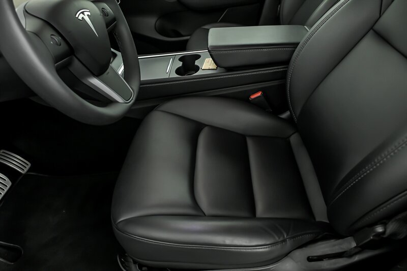 Used 2022 Tesla Model Y Performance AWD/4WD image 15